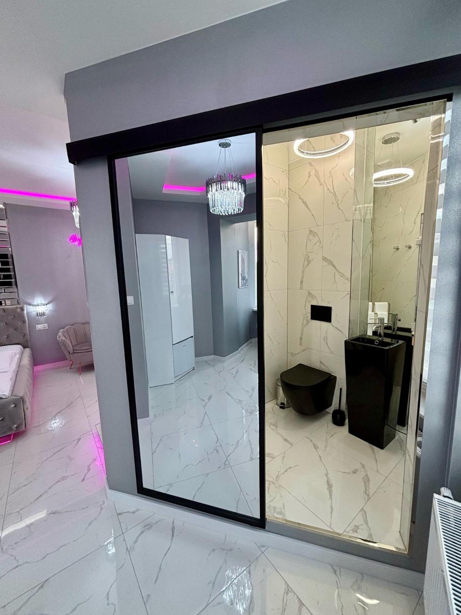 Apartament "Prezydencki Deluxe" Centrum Z Duza Wanna Dla Dwojga Гнезно Экстерьер фото