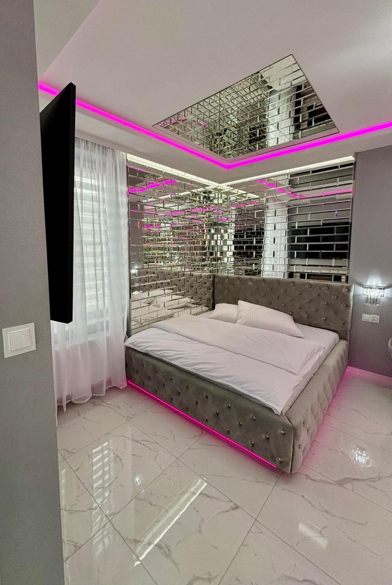 Apartament "Prezydencki Deluxe" Centrum Z Duza Wanna Dla Dwojga Гнезно Экстерьер фото